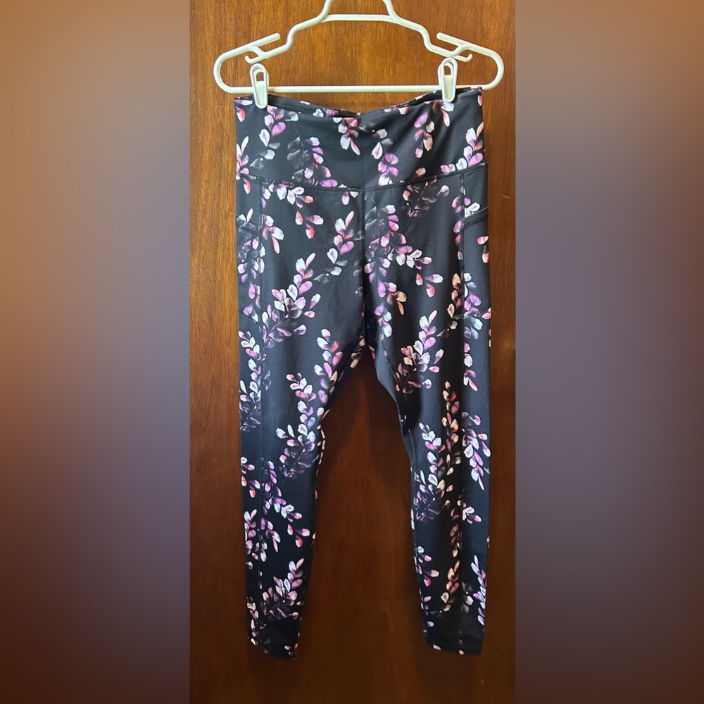 Gaiam leggings size large